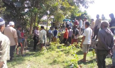 Kapolsek-Ende-Pimpin-Pengamanan-Sidang-Pemeriksaan-Setempat-Sengketa-Lahan-di-Desa-Embundoa