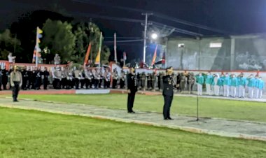 Mengenang-Jasa-Para-Pahlawan,-Kapolres-Ende-Pimpin-Apel-Kehormatan-dan-Renungan-suci-di-TMP-Maribhara-Ende