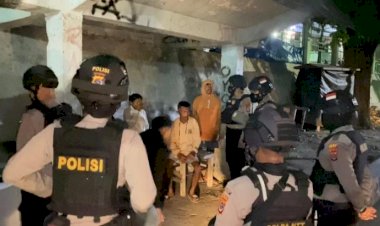 Cegah-Kejahatan-Malam-Hari,-Satuan-Samapta-Polres-Ende-Rutin-Melaksanakan-Patroli-Malam