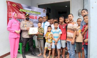 Kapolres-Ende-Bersama-Ketua-Bhayangkari-Ende-Anjangsana-ke-Pesantren-Nurul-Mustofa-dan-Panti-Asuhan-Bruder-Alma