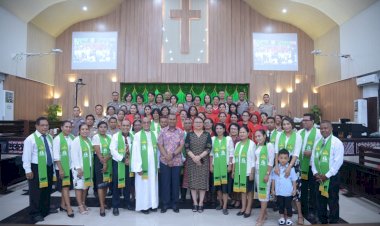 Safari-Minggu-Kasih,-Kapolda-NTT-Beribadah-dengan-Jemaat-GMIT-Pniel-Oebobo-Kota-Kupang