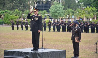 Wakapolda-NTT-Pimpin-Upacara-Peringatan-Hari-Pahlawan