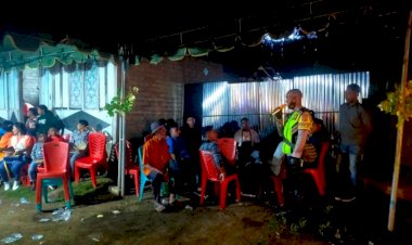 Sambang-ke-Tempat-Pesta,-Bhabinkamtibmas-:-Tolong-Jaga-Kamtibmas