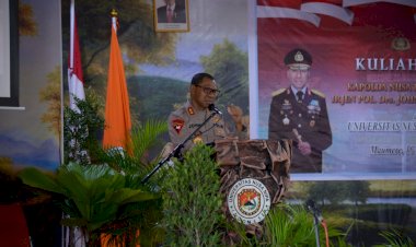 Beri-Kuliah-Umum-di-Universitas-Nusa-Nipa-Indonesia,-Kapolda-NTT-Harap-Mahasiswa-Menampilkan-Perilaku-Yang-Baik-dan-Patuh-Hukum