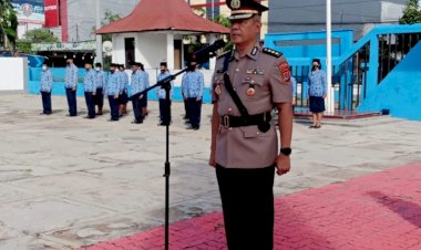 Peringati-HUT-Korpri-ke-51,-Karo-SDM-Polda-NTT-Pimpin-Upacara-Ziarah-dan-Tabur-Bunga-di-TMP