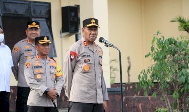 Beri-Arahan-Kepada-Anggota-Polresta-Kupang-Kota,-Kapolda-NTT:-Berikan-Pelayanan-Terbaik-Kepada-Masyarakat