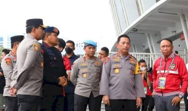 Kapolri-Apresiasi-Suporter-Timnas-Indonesia-yang-Tertib-Beri-Dukungan-di-GBK