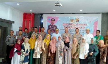 Polda-NTT-Gelar-Jumat-Curhat-Bersama--Kerukukan-Keluarga-Sulawesi-Selatan-dan-Para-Wartawan