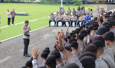 Kapolda-NTT-Beri-Arahan-dan-Pembekalan-Kepada-147-Anggota-yang-Siap-Bertugas-di-Kewilayahan