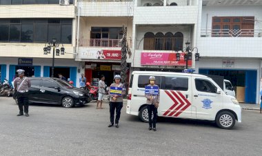 Awali-Ops-Keselamatan-Turangga-2023,-Ditlantas-Polda-NTT-Beri-Imbauan-Bahkan-Teguran-Kepada-Pengendara-Bermotor-di-Kota-Kupang