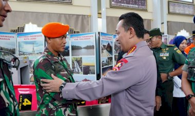 Kapolri-Beri-Apresiasi-Langsung-ke-TNI-yang-'Berputar'-dan-Tim-Gabungan-Evakuasi-Kapolda-Jambi