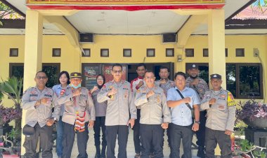 Sidak-ke-Polsek-Kelapa-Lima,-Wakapolda-NTT-Minta-Tingkatkan-Mutu-Pelayanan-Kepada-Masyarakat