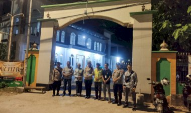 Ratusan-Personel-Polda-NTT-yang-Terlibat-Ops-Ketupat-Turangga-2023-Dikerahkan-dalam-Pengamanan-Malam-Takbiran