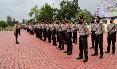 26-Siswa-Pendidikan-dan-Pembentukan-Bintara-Polri-Gelombang-I-tahun-2023,-Jalani-Latja-Di-Polres-Kupang
