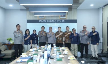 Divisi-Humas-Polri-Mengadakan-Audiensi-dengan-Net-TV,-Bahas-Program-Hari-Bhayangkara-ke-77