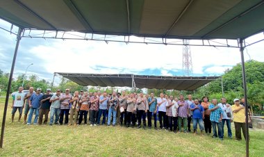 Serap-Aspirasi-Masyarakat,-Polda-NTT-Gelar-Jumat-Curhat-di-Kelurahan-Batuplat