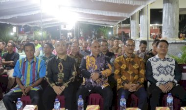 Momen-Haru-juga-Suka-Cita-Warnai-Acara-Kenal-Pamit-Kapolres-Sumba-Barat