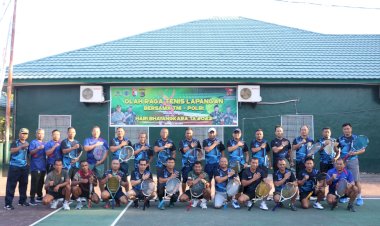 TNI-Polri-Meriahkan-Hari-Bhayangkara-ke-77-dengan-Turnamen-Tenis-Lapangan-yang-Sinergis