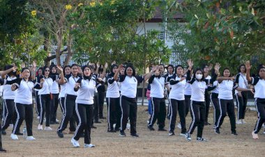 Peringati-Hari-Jadi-Polwan-RI-ke-75,-Polwan-Polda-NTT-Gelar-Olahraga-Bersama