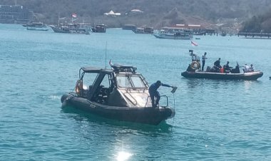 Memperlihatkan-Keindahan-Labuan-Bajo-pada-Dunia,-Polri-bersama-Masyarakat-Gelar-Bersih-Bersih-Laut