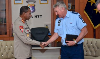 Pererat-Kerja-Sama-dan-Pertukaran-Informasi,-Duta-Besar-New-Zealand-Kunjungi-Polda-NTT