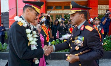 Moment-Bersejarah:-Brigjen-Pol-Drs.-Heri-Sulistianto-Mengakhiri-Pengabdian