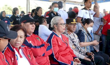 Kapolda-NTT-Meriahkan-Penutupan-Eltari-Memorial-Cup-ke-32-di-Rote-Ndao