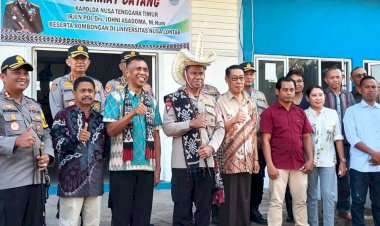 Kapolda-NTT-Beri-Materi-Tentang-Penindakan-Kejahatan-Cyber-di-Universitas-Nusa-Lontar-Rote-Ndao