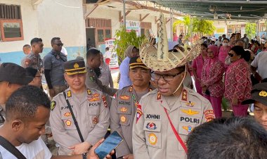 Polda-NTT-Menebarkan-Kasih-dalam-Kegiatan-Bakti-Sosial,-Kesehatan,-dan-Rohani-di-Kecamatan-Sulamu