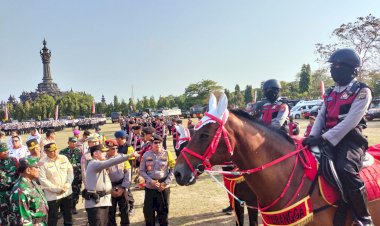 Sinergitas-TNI-Polri-Serta-Masyarakat-Bali-Siap-Amankan-KTT-AIS-Forum-2023