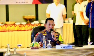 Kapolri-Tinjau-Posko-Satgas-Gakkum-Pengamanan-KTT-AIS-Forum-2023