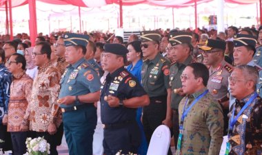 Kapolda-NTT-Hadiri-Puncak-Peringatan-Hari-Maritim-Nasional-(HMN)-ke-59-di-Kupang