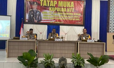 Kapolda-NTT-Ajak-Personel-Polres-Ende-Tingkatkan-Dedikasi-dan-Solidaritas