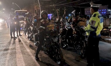 Puluhan-Personel-OMB-Terus-Giatkan-Patroli-Cipkon-Malam-dan-Imbau-Kamtibmas-di-Kota-Kupang