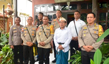Kapolda-NTT-Irjen-Pol.-Drs.-Johni-Asadoma,-Silaturahmi-Hangat-dengan-PHDI-NTT-Sekaligus-Pamit-Melaksanakan-Tugas-Baru