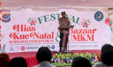 Festival-Kue-Natal-2023:-Kolaborasi-Polda-NTT-dan-Alumni-SMANSA-Kupang