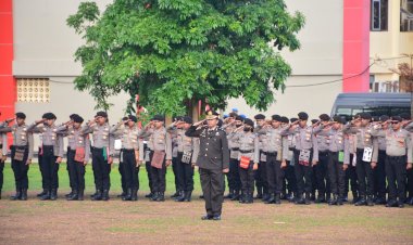 Peringatan-Hari-Bela-Negara-Ke-75:-Polda-NTT-Gelar-Upacara