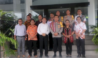 Kapolda-NTT-Jalin-Silaturahmi-dengan-Universitas-Kristen-Artha-Wacana-Kupang