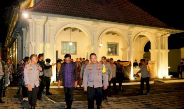 Kapolri-Hadiri-Pameran-Seni-Rupa-dan-Pentas-Musik-di-Yogyakarta