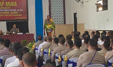 Kunjungan-Kerja-ke-Ende,-Kapolda-NTT-Menyemangati-dan-Mendengar-Suara-Personel-di-Lapangan