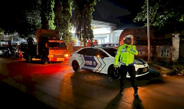 Satgas-Kamseltibcarlantas-Gelar-Patroli-Dialogis-dan-Pengaturan-Lalu-Lintas-di-Kota-Kupang