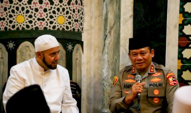 Depan-Jamaah-Habib-Syech,-Kaops-NCS-Polri-Serukan-Jaga-Pemilu-2024-Aman-dan-Damai