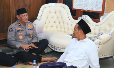 Gus-Baha-Apresiasi-Polri-Wujudkan-Pemilu-Aman-dan-Damai,-Minta-Masyarakat-Terus-Jaga-Kerukunan