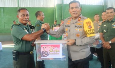 Sinergi-TNI-Polri-Diperkuat:-Kapolda-NTT-Berikan-Penghargaan-kepada-Kodim-1624-Flores-Timur