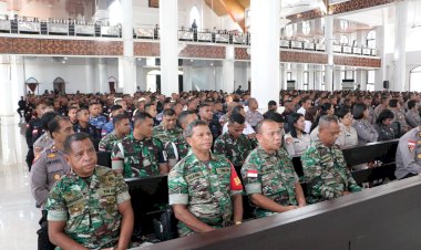 Polda-NTT-dan-TNI-Gelar-Paskah-Oikumene-2024-di-Gereja-Katolik-Kristus-Raja-Katedral
