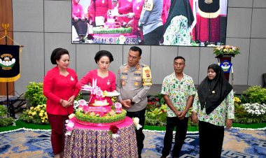 Kapolda-NTT-Hadiri-Syukuran-HUT-ke-44-Yayasan-Kemala-Bhayangkari