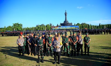 TNI-Polri-Gelar-Apel-Pasukan-Pengamanan-World-Water-Forum-Ke-10-di-Bali