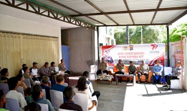 Jumat-Curhat-di-Kelurahan-Lasiana:-Warga-Sambut-Hangat-Kehadiran-Polda-NTT-dan-Polresta-Kupang-Kota