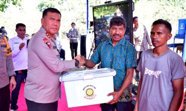 Dukung-Ketahanan-Pangan,-Kapolda-NTT-Berikan-Bantuan-Bibit-dan-Ternak-di-Hari-Bhayangkara