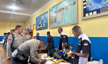 Ditpolairud-Polda-NTT-Gelar-Tes-Urine-Mendadak-untuk-Cegah-Penyalahgunaan-Narkoba